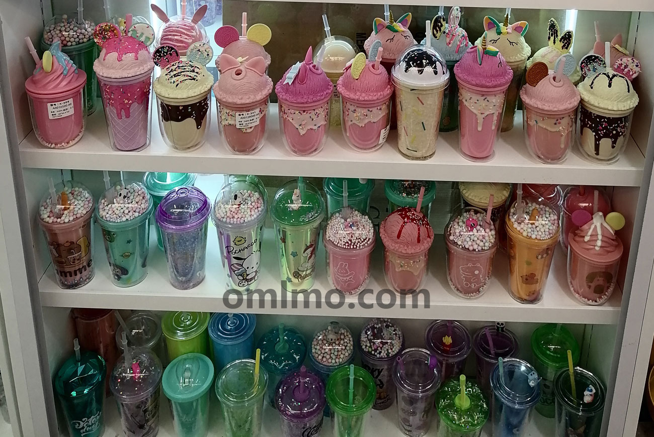 BA-332 AS Plastic Capybara Character Novelty Tumbler with Figure Dome Lid wholesale product photo
