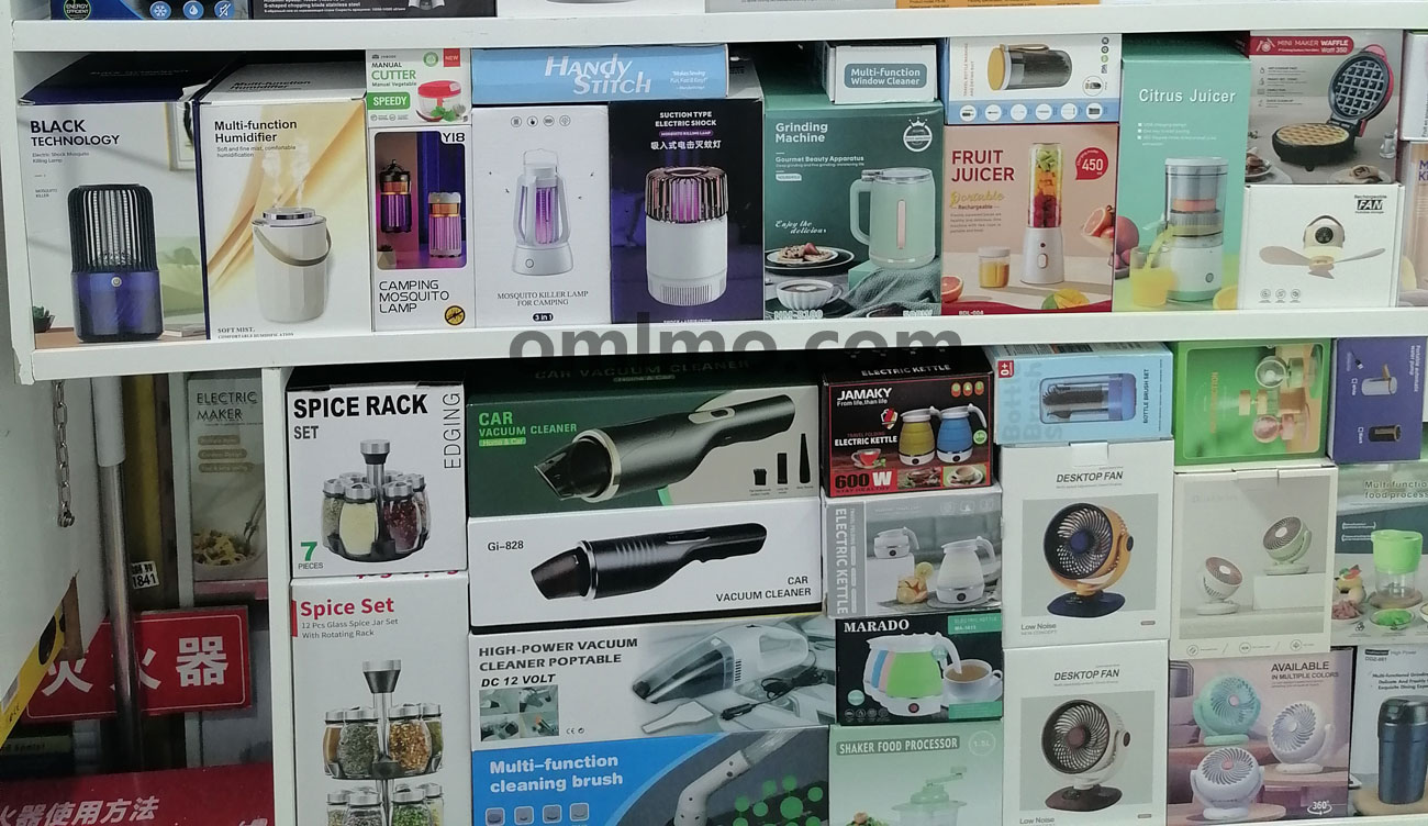 BA-502 Plastic Car Vacuum Cleaner GI-828 DC12V wholesale product photo
