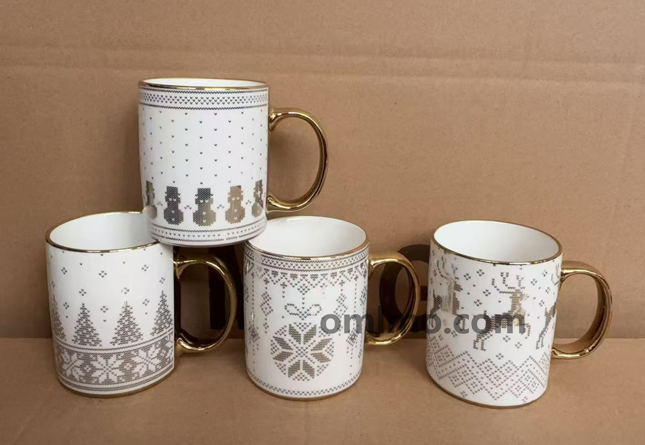 BA-613 Ceramic Nordic Fair Isle Snowmen Christmas Tree Mug Gold Rim Gold Handle 12oz wholesale product photo